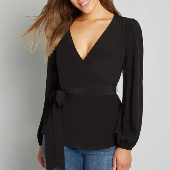 Modcloth Tops - NWT Modcloth Wrap Blouse Size M